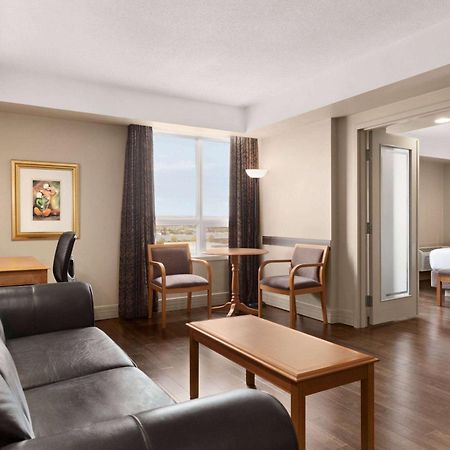 Royal Hotel Calgary, Trademark Collection By Wyndham Exteriér fotografie
