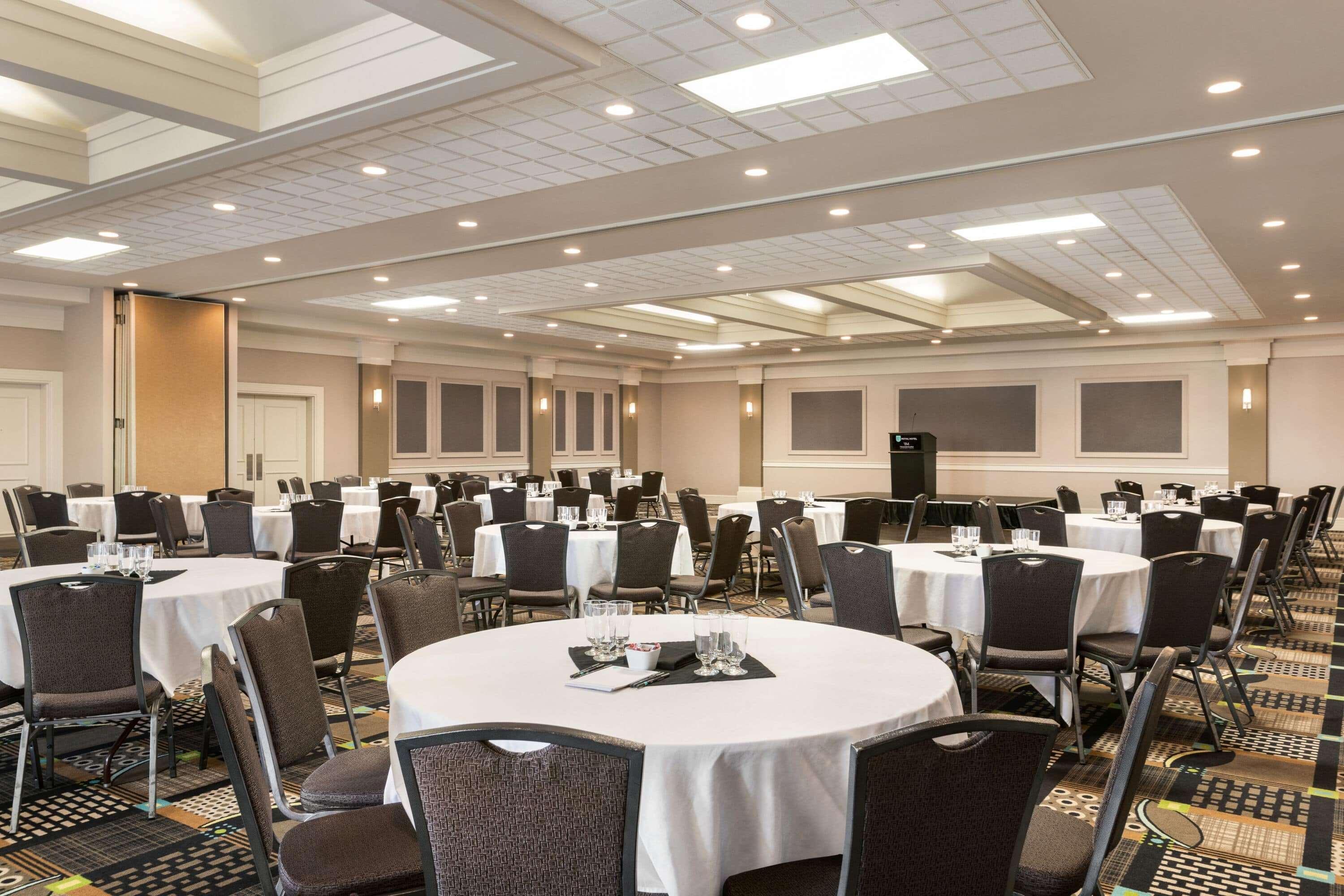 Royal Hotel Calgary, Trademark Collection By Wyndham Exteriér fotografie